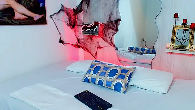 ZaraRousse online show from 19, 10, 2025