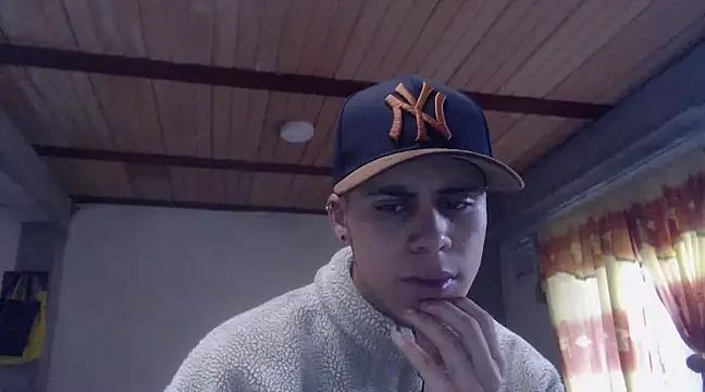 NERUS0982 online show from 6, 3, 2025