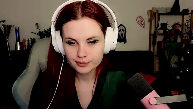 Della Ideal online show from 10, 1, 2026