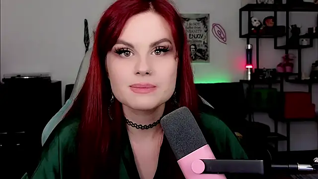 Della Ideal online show from 18, 3, 2026