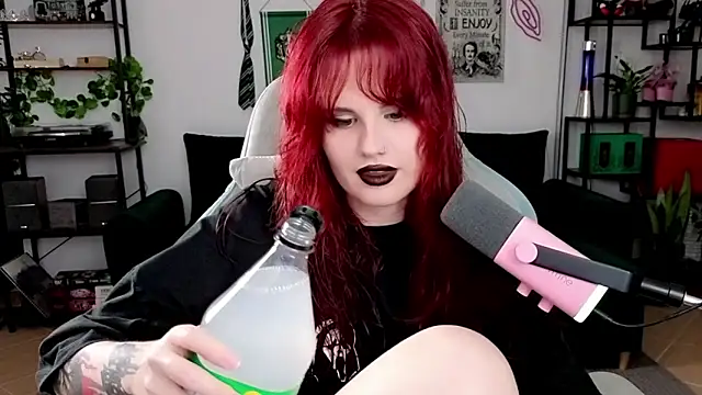 Snapshot of Della_Ideal chatting on 3, 6, 2026 Della Ideal online show from 3, 6, 2026