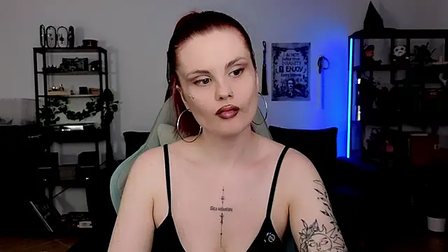 Della Ideal online show from 8, 7, 2026