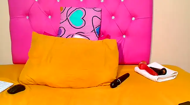 SEXYASSTINAXXX online show from 13, 3, 2025