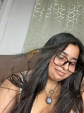 virginbrunette99 online show from 29, 6, 2026