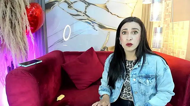 Snapshot of Bella_williamss_ chatting on 16, 9, 2025 Bella williamss online show from 16, 9, 2025