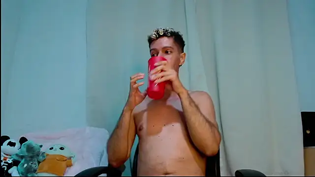 Snapshot of blondetwink chatting on 23, 2, 2025 blondetwink online show from 23, 2, 2025