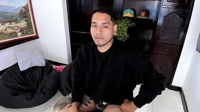 maxflurry  online show from 8, 3, 2025