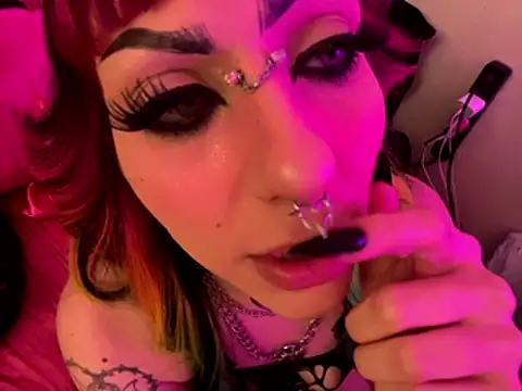 ChrryFoxx online show from 15, 10, 2025