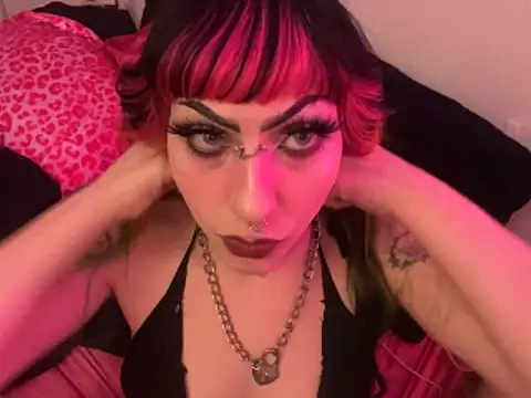 ChrryFoxx online show from 25, 11, 2025