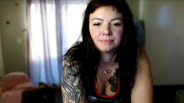 Snapshot of NaughtyLittleVeteran chatting on 2, 3, 2025 NaughtyLittleVeteran online show from 2, 3, 2025