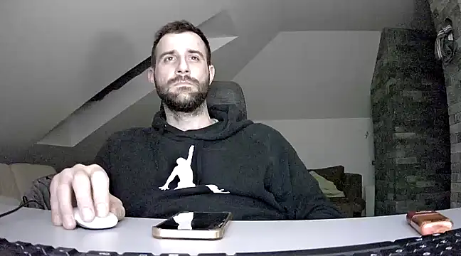 Snapshot of gryzoon chatting on 17, 3, 2025 gryzoon online show from 17, 3, 2025