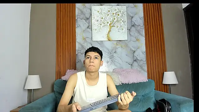 KING OFF BOYS online show from 29, 7, 2026