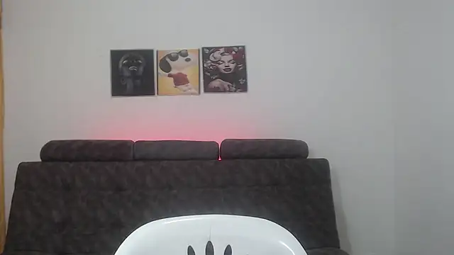 Anthonela Queen online show from 12, 3, 2025