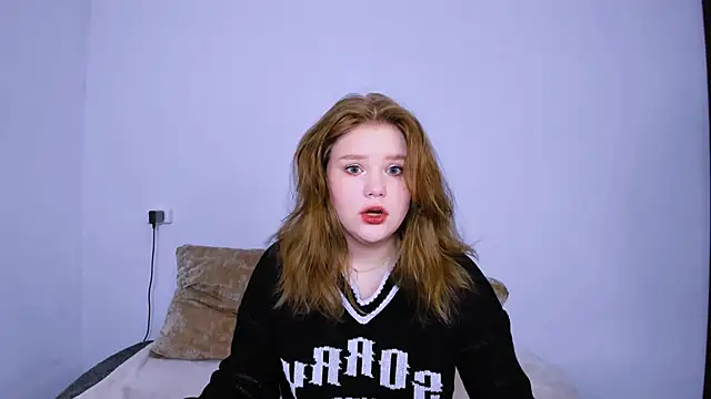 LaseyMoon online show from 9, 1, 2026