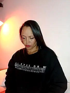 Snapshot of Sheila_Sazs1 chatting on 29, 11, 2025 Sheila Sazs1 online show from 29, 11, 2025