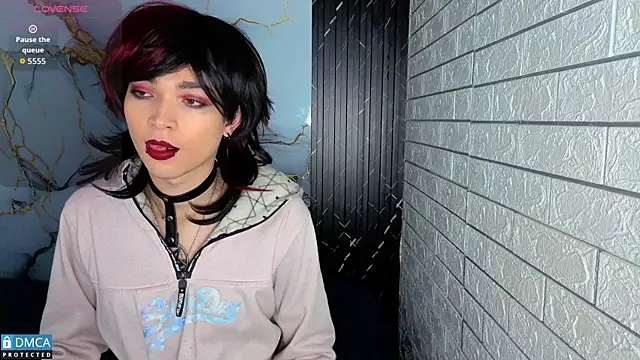 MaeveKuro online show from 29, 11, 2025