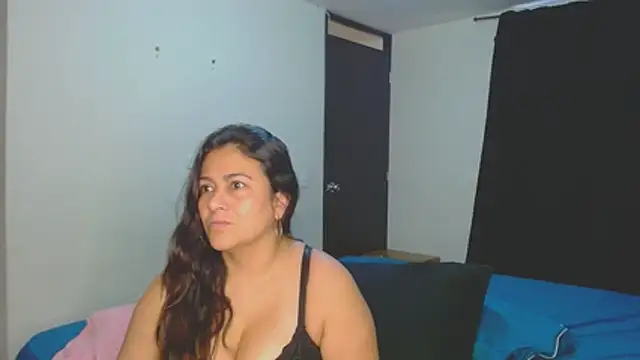 roxanasexy2025 online show from 5, 12, 2025