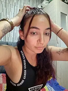 Snapshot of issa_monterrey chatting on 5, 10, 2025 issa monterrey online show from 5, 10, 2025