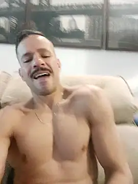 juniortche1313 online show from 4, 11, 2025