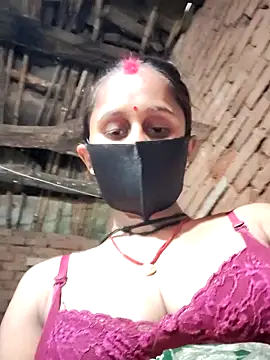 Snapshot of Divya_Chandok chatting on 16, 2, 2026 Divya Chandok online show from 16, 2, 2026