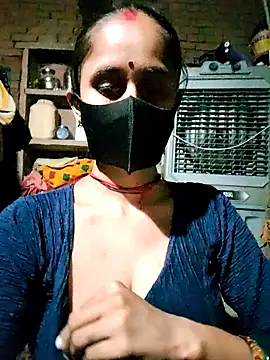 Snapshot of Divya_Chandok chatting on 9, 4, 2026 Divya Chandok online show from 9, 4, 2026