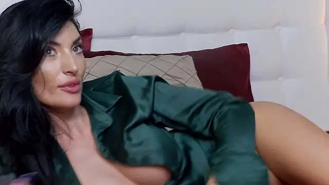 zoeylarkens online show from 12, 3, 2025