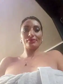 zoeylarkens online show from 27, 10, 2025