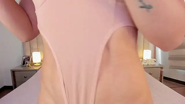 Sophie Restrepo online show from 20, 11, 2025