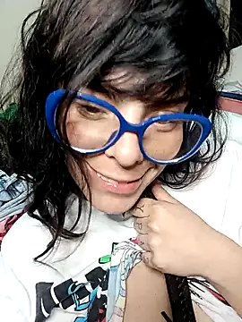 Snapshot of Ali3Martin chatting on 3, 3, 2025 Ali3Martin online show from 3, 3, 2025