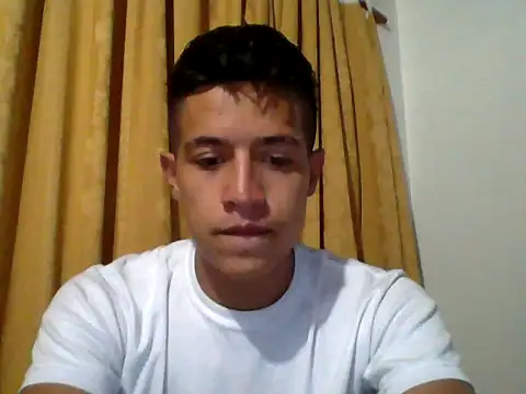 Snapshot of TuVergaRica69 chatting on 11, 3, 2025 TuVergaRica69 online show from 11, 3, 2025