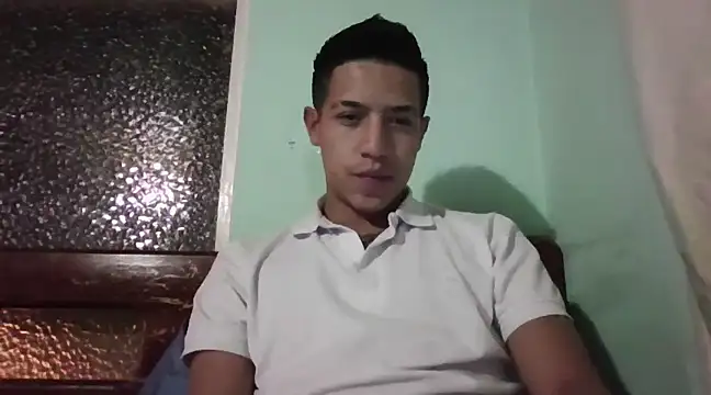 Snapshot of TuVergaRica69 chatting on 23, 3, 2025 TuVergaRica69 online show from 23, 3, 2025