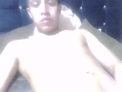 Snapshot of TuVergaRica69 chatting on 2, 10, 2025 TuVergaRica69 online show from 2, 10, 2025