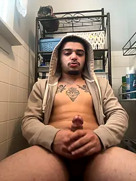 Snapshot of papiVilla23 chatting on 28, 10, 2025 papiVilla23 online show from 28, 10, 2025