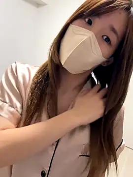 Snapshot of daiyo_kai_Gutara chatting on 10, 10, 2025 daiyo kai Gutara online show from 10, 10, 2025