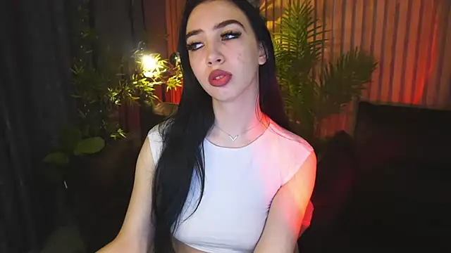 WildKittenX  online show from 19, 11, 2025