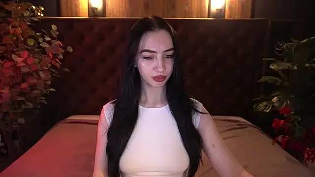 WildKittenX  online show from 9, 4, 2026