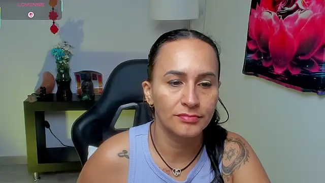 Sara Charmy online show from 1, 6, 2026