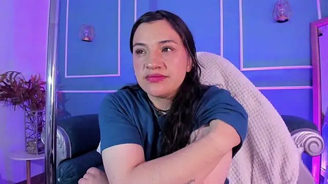 TaraTaylorr online show from 13, 10, 2025