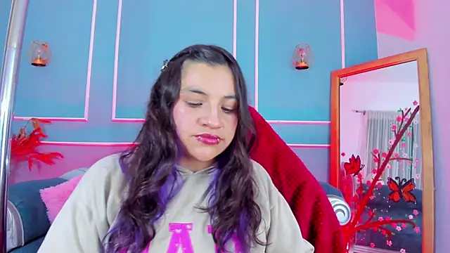 TaraTaylorr online show from 28, 2, 2026