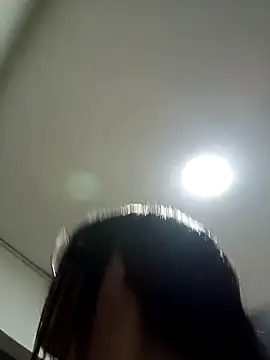 MiaStarts online show from 23, 10, 2025