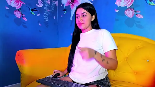 kissy 19 online show from 2, 3, 2025