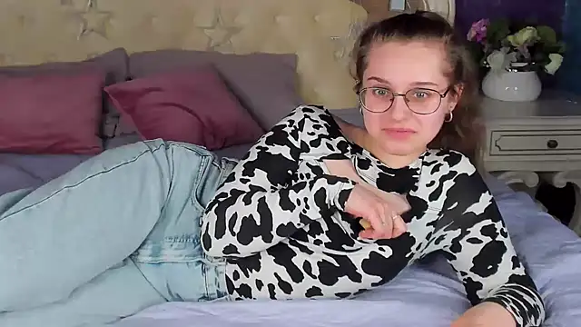 RileyMimicho online show from 27, 2, 2025