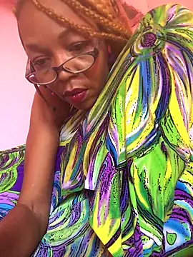 Ladyzee25 online show from 10, 11, 2025