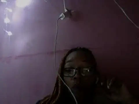 Ladyzee25 online show from 10, 4, 2026