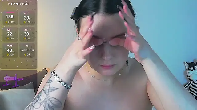 Miss Vic online show from 23, 7, 2026