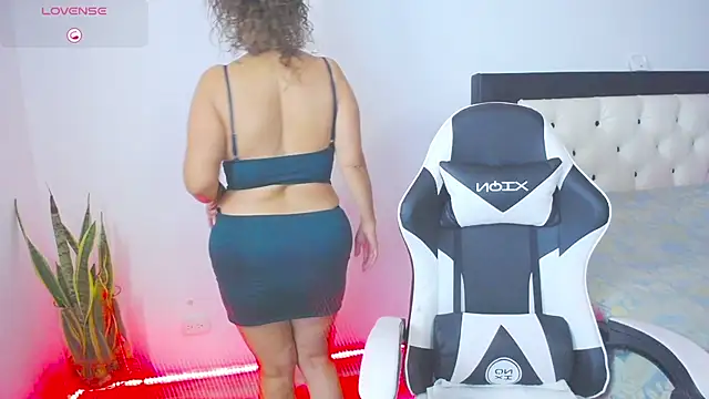 CarolinneFiotti online show from 28, 10, 2025