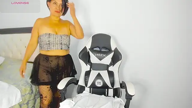 CarolinneFiotti online show from 16, 1, 2026