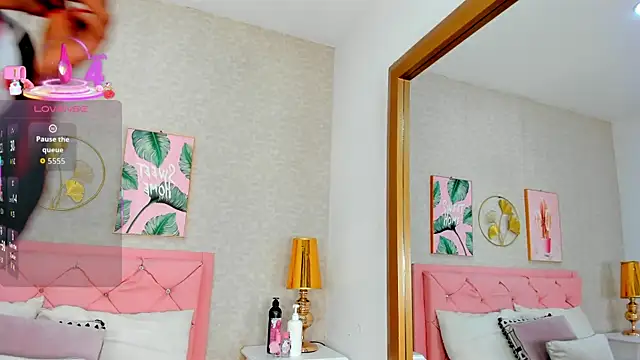 SamantaMarquez online show from 16, 4, 2026