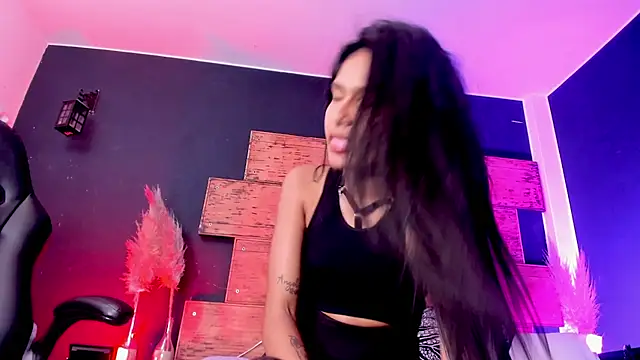 Snapshot of Fernanda_liie_ chatting on 18, 3, 2025 Fernanda liie online show from 18, 3, 2025