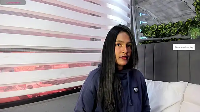 Snapshot of Fernanda_liie_ chatting on 23, 9, 2025 Fernanda liie online show from 23, 9, 2025